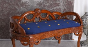 Sofa din lemn masiv mahon cu tapiterie din catifea albastra  MAR267