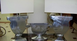 2 lampi si vaza  metal  masiv argintate-h 80 cm