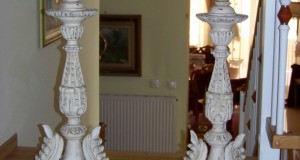 2 piedestale-suporturi antice lemn sculptat h 90 cm