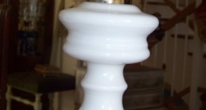 lampa-veioza  clasica opalina alba 55 cm