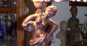 statueta-lampa stil Tiffany h 70 cm,diam 40 cm