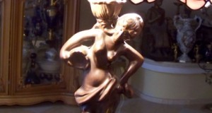 statueta-lampa stil Tiffany h 70 cm,diam 40 cm