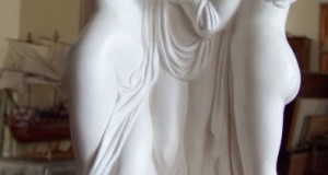 sculptura 38 cm- Cele trei gratii-ipsos