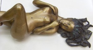 sculptura nud bronz 60 cm  3,3 kg