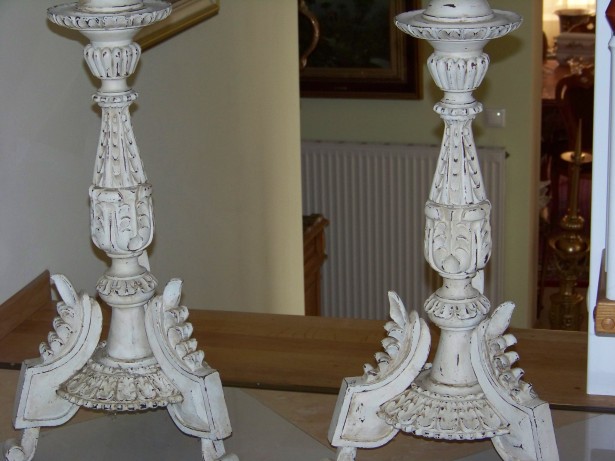 2 piedestale-suporturi antice lemn sculptat h 90 cm