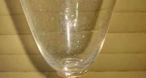 2762-I-Pahar vechi sticla Murano picior 1930 cu mic defect.