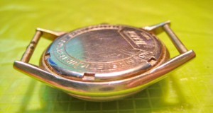 B977-Tissot Antimagnetique Swiss ceas mana vechi functional.