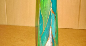 B989-Vaza stil  ART DECO veche cu insertie cupru verde-alba.