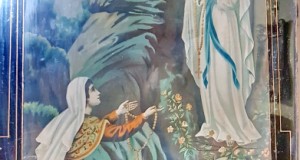 F119-ICOANA lito pe sticla Fecioara rugandu- se Sf. Maria
