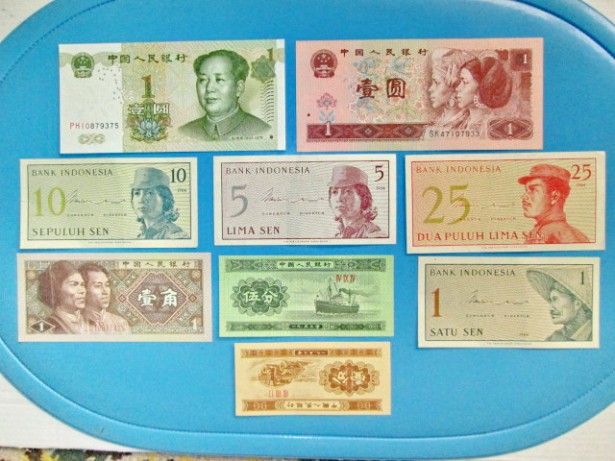 4892-I-Bancnote CHINA-INDONEZIA ? Pret buc.