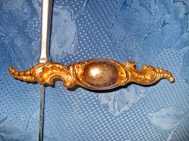 3061-Ornament vechi stil Baroc bronz aurit cu cleme de prindere.