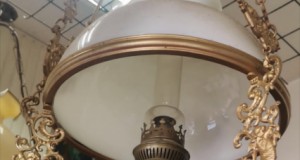Spectaculos lampadar Baroc opalina petrol foarte veche
