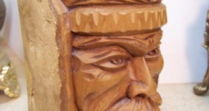 sculptura in lemn semnata
