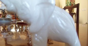 elefant-sculptura alabastru-h  16 cm l- 17 cm