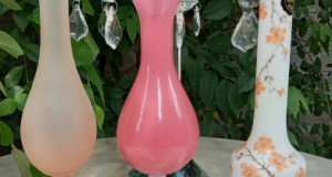 3 vaze fine opalina calitative 30,23,21 cm