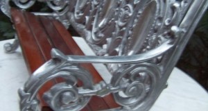 bancuta vintage metal-lemn  miniatura l 40 cm