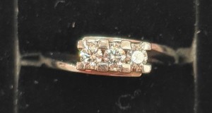 Inel din aur alb 18k cu diamante naturale, IAU561