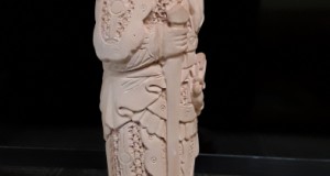 Statueta teracota războinic asiatic.