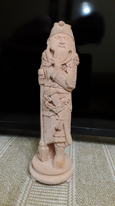 Statueta teracota războinic asiatic.