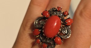 Inel  impozant vechi aur 14k cu coral natural si diamante argint