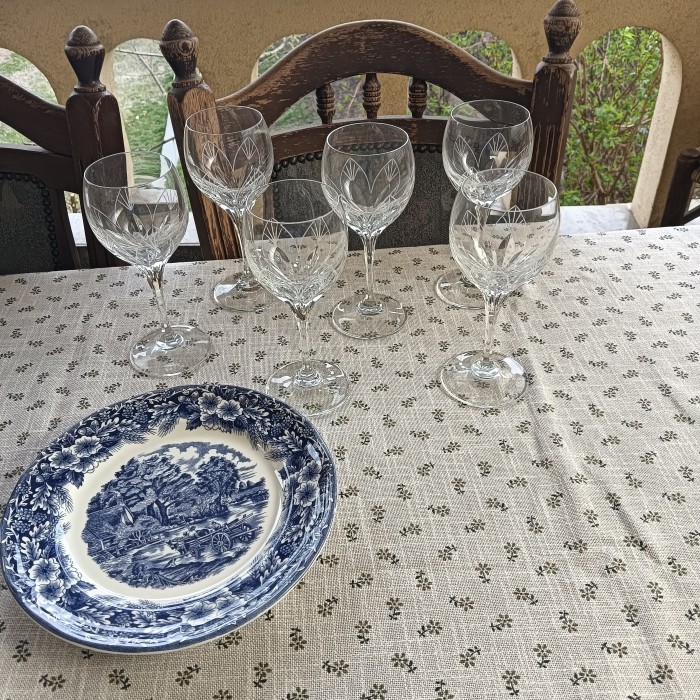 SET 6 PAHARE MARI DIN CRISTAL PT VIN SET 6 PAHARE MARI DIN CRISTAL PT VIN