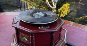 Gramofon His Master ‘s Voice, functional