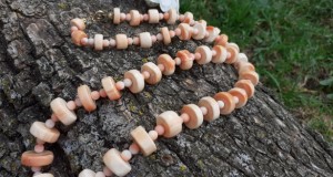 Colier coral  Angel skin - conch shell