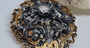 BROSA AUR PERIOADA VICTORIANA CU DIAMANTE OLD  CUT