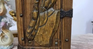 Cufar din lemn cu armatura din fier stil medieval