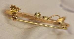 Broșă vintage marcată Henry Griffith aur și perle naturale