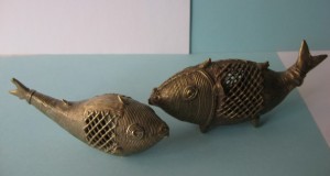 Set doi pesti decorativi, confectionati din bronz