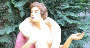 statueta dama  ArtDeco-semnata  45 cm