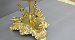 fructiera-centru de masa bronz,gravura diam 23 cm
