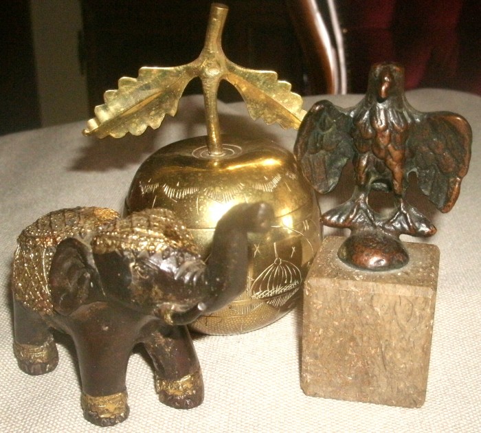 elefant vultur si caseta mar sculturi antice bronz si alama