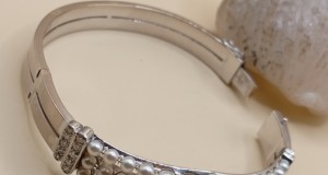 BRATARA VECHE AUR CU PERLE  SI DIAMANTE