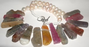 colier perle cu baghete pietre semipretioase naturale multicolore