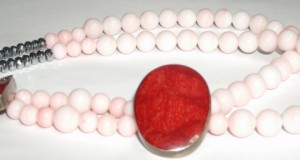colier pietre semipretioase cu radacina coral ,vintage
