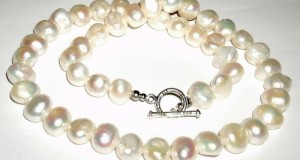 colier perle naturale albe mari biwa