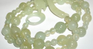 colier oriental  pietre naturale serpentin