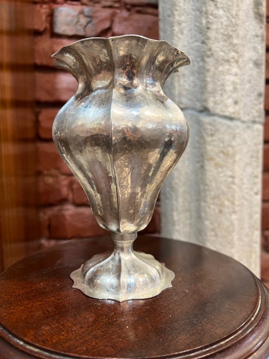 Vaza din argint stil biedermeier