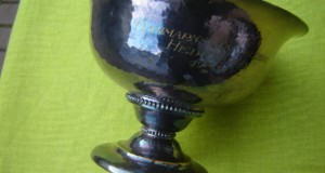 Cupa suedeza vintage, datata 18.10.1931