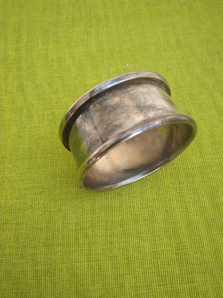 Inel argintat pentru servetele