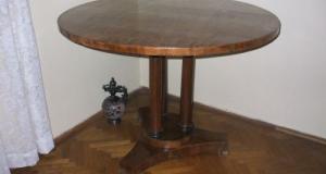 Masa rabatabila biedermeier