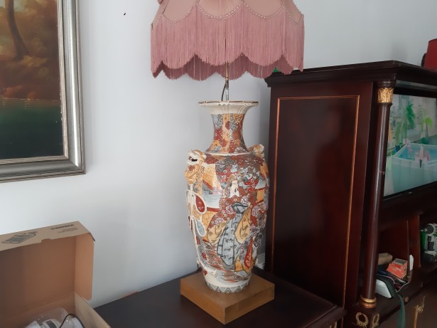Vaza ,lampa tsatsuma