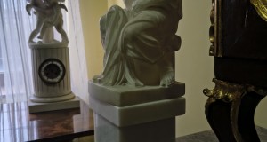 SCULPTURA IN MARMURA