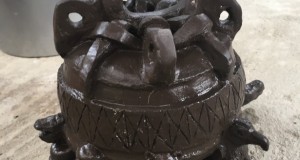 Deosebita sculptura azteca,lpiatra arsa smaltuita,Belgia