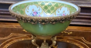 Superb centru de masa in stil Sevres-portelan-alama-bronz d ore-pictura manuala-decoruri florale-Franta